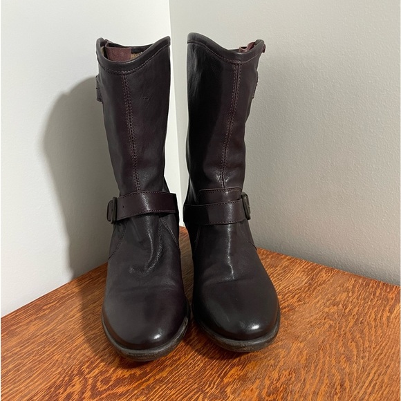 UGG -Australia Collection Conchetta Boots-Made in Italy - Picture 2 of 6